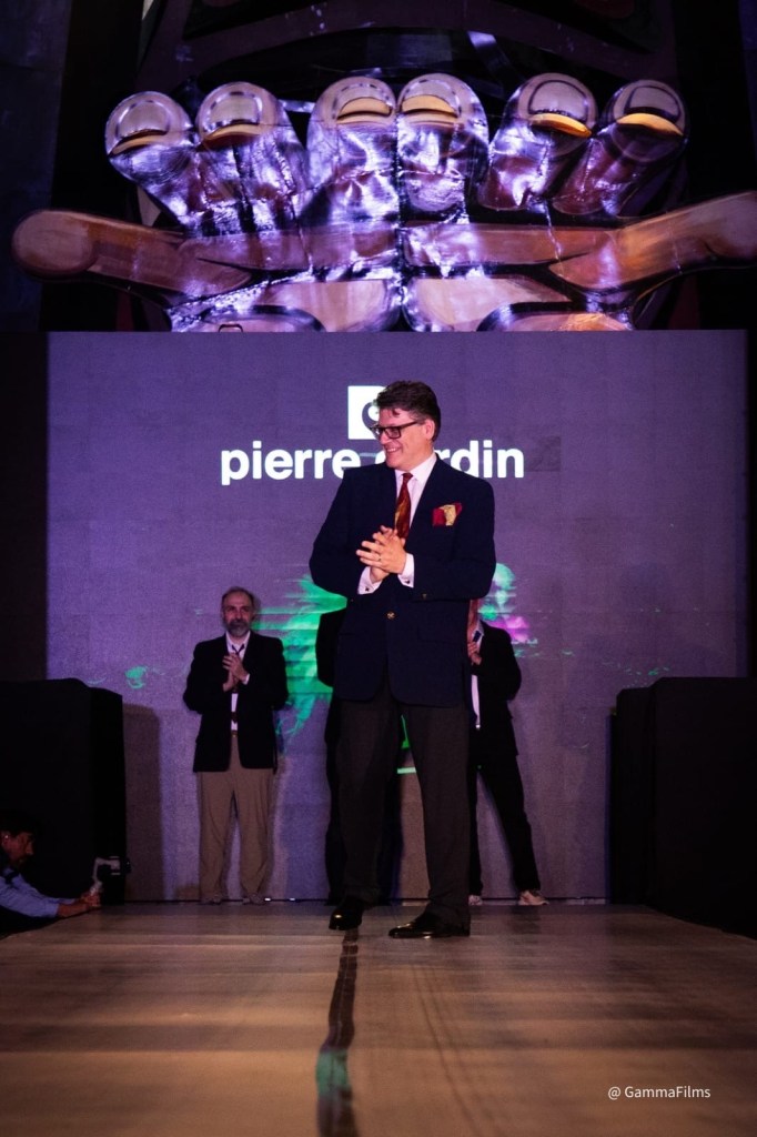 da7fe-19bcae7f-c2da-47b0-82c7-5f4900c2b893-1.jpg?w=683&h=1024